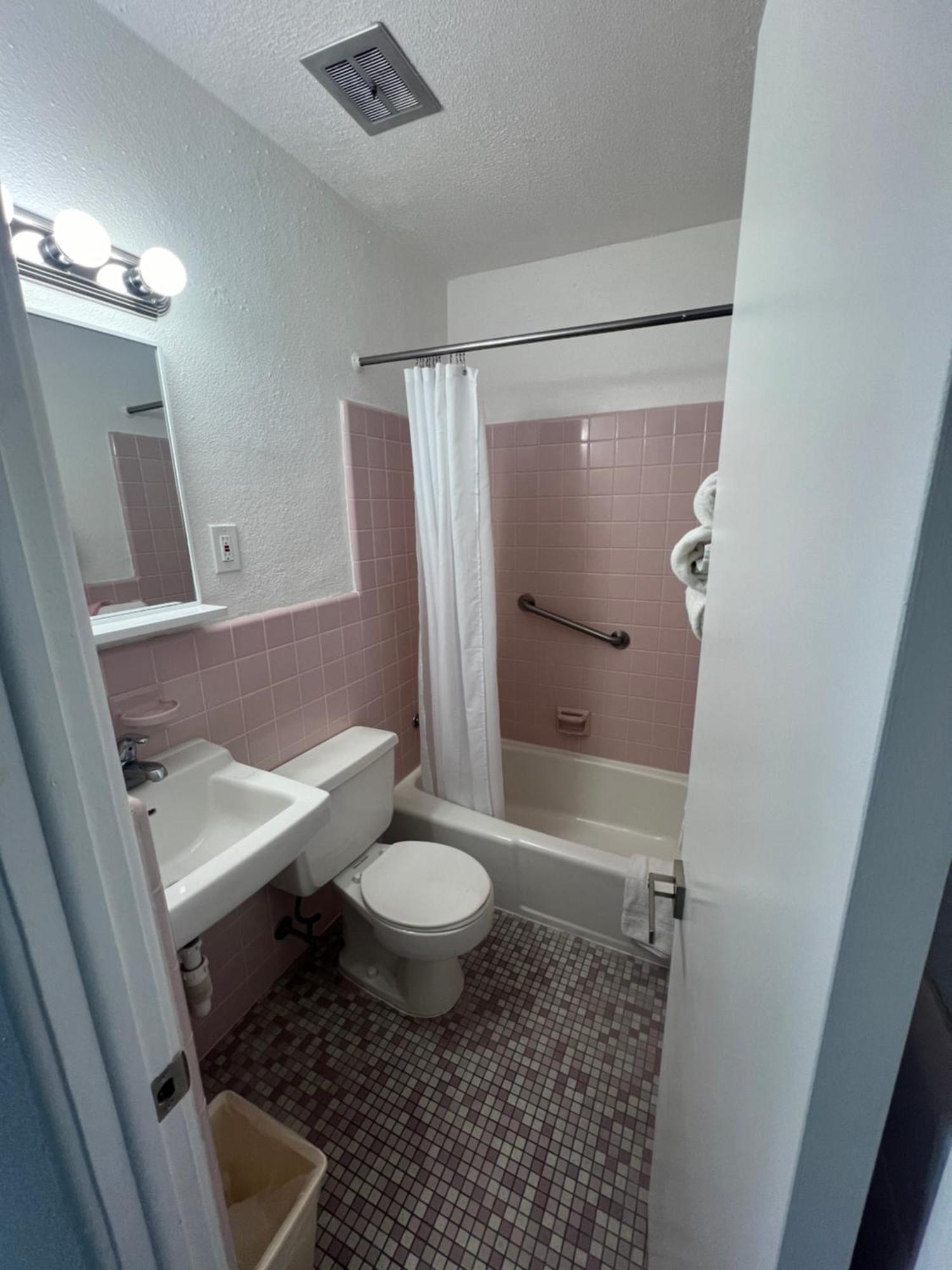 Ivanhoe Motel North Wildwood Extérieur photo